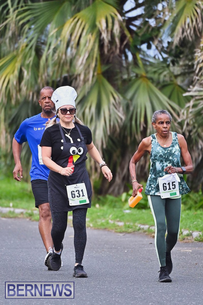 Northshore Medical Turkey Trot Bermuda December 1 2024 AW (4)