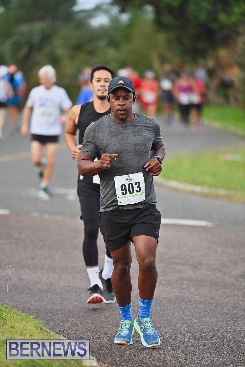 Northshore Medical Turkey Trot Bermuda December 1 2024 AW (29)