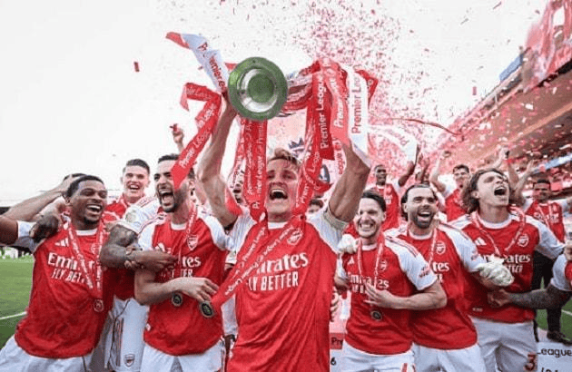 Arsenal enter a crucial summer as Mikel Arteta looks to defend the Premier League title. Explore the Gunners' transfer plans, squad changes, and title chances for the 2026-27 season.